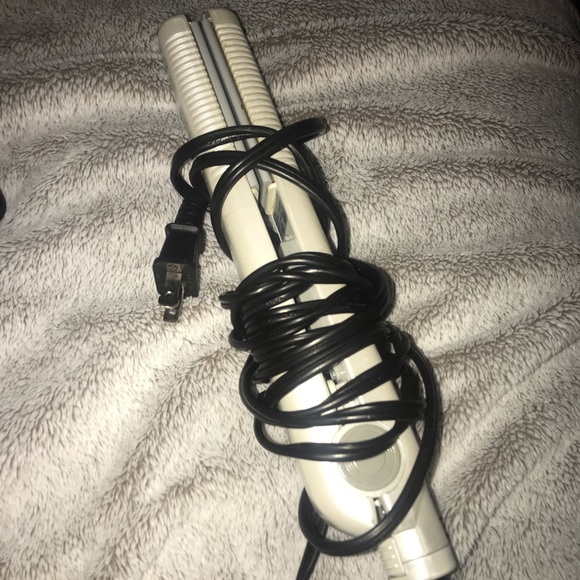 Accessories - Flat Straightening Iron❤️